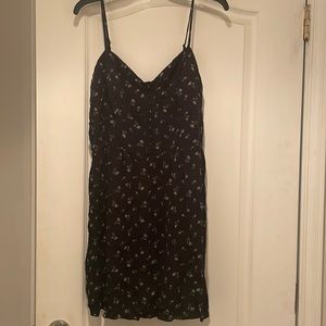 Womens XL black floral print dress